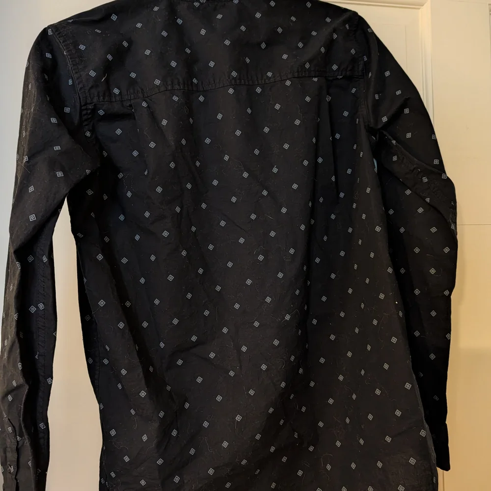 The Children's Place Navy Blue Button Down Diamond Pattern Shirt